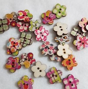 Wooden buttons- Flower shape